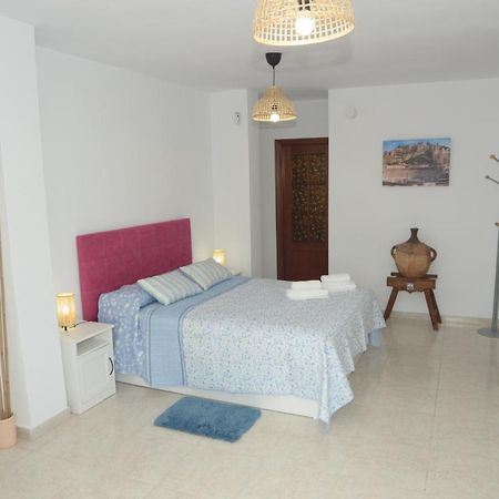 Habitacion Grande Con Terraza Privada, Malaga Centro Εξωτερικό φωτογραφία